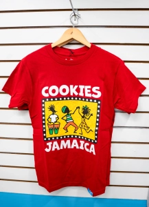 Relaxed fit tropical streetwear in Jamaica